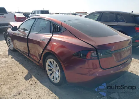 2017 Tesla Model S 60/75 z USA, uszkodzony, nr VIN 5YJSA1E10HF197147